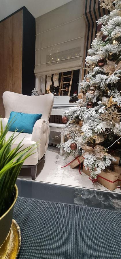 Design Apartment Platinium Spa Lux 5 Star "Havana" Completely Private Wellness & Spa Free Included Sauna & Jacuzzi & Salt Wall & Fire Place & 3D Ceilings & Business Wifi & Netflix & Keyless Code Entry & Full Smart App & Secure 2 Parking Place Cuprija Exterior photo
