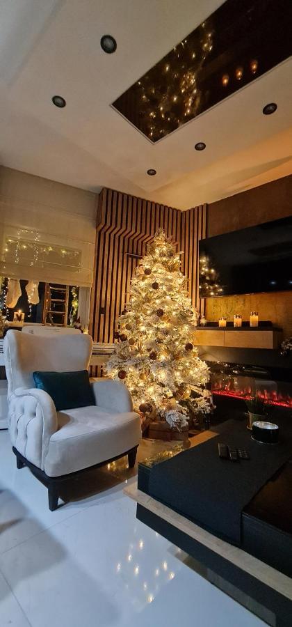 Design Apartment Platinium Spa Lux 5 Star "Havana" Completely Private Wellness & Spa Free Included Sauna & Jacuzzi & Salt Wall & Fire Place & 3D Ceilings & Business Wifi & Netflix & Keyless Code Entry & Full Smart App & Secure 2 Parking Place Cuprija Exterior photo