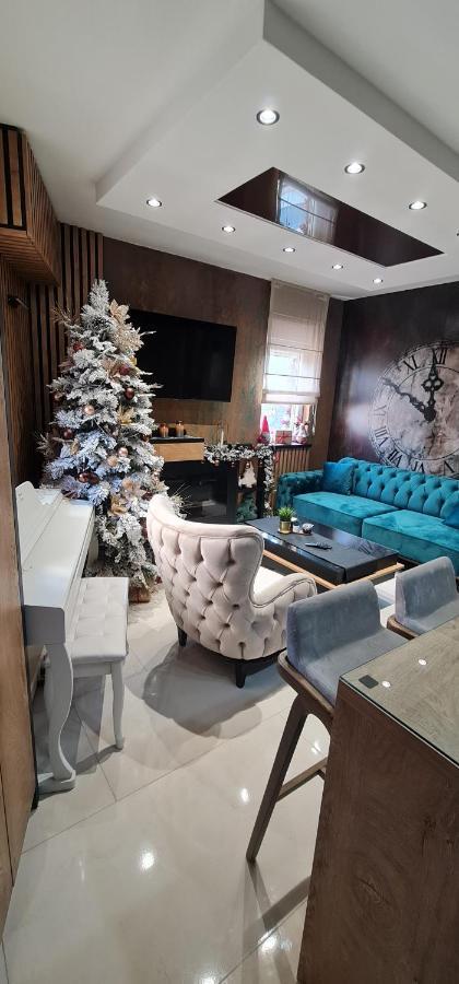 Design Apartment Platinium Spa Lux 5 Star "Havana" Completely Private Wellness & Spa Free Included Sauna & Jacuzzi & Salt Wall & Fire Place & 3D Ceilings & Business Wifi & Netflix & Keyless Code Entry & Full Smart App & Secure 2 Parking Place Cuprija Exterior photo