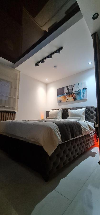 Design Apartment Platinium Spa Lux 5 Star "Havana" Completely Private Wellness & Spa Free Included Sauna & Jacuzzi & Salt Wall & Fire Place & 3D Ceilings & Business Wifi & Netflix & Keyless Code Entry & Full Smart App & Secure 2 Parking Place Cuprija Exterior photo